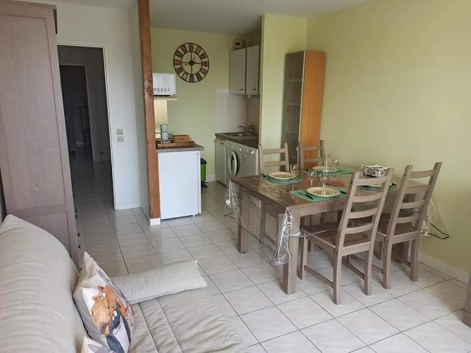 Appartement La Brise Marine à Saint-Quay-Portrieux 0*,  France
